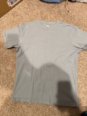 Light Blue Crewneck Tee UNIQLO
